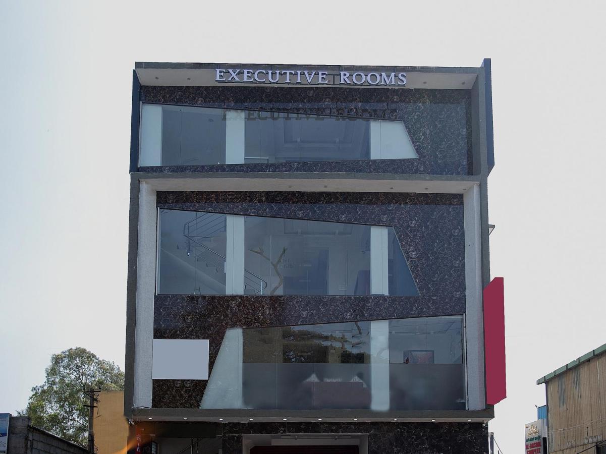 Oyo 11097 Hotel Grand Arabian Bengaluru Zewnętrze zdjęcie
